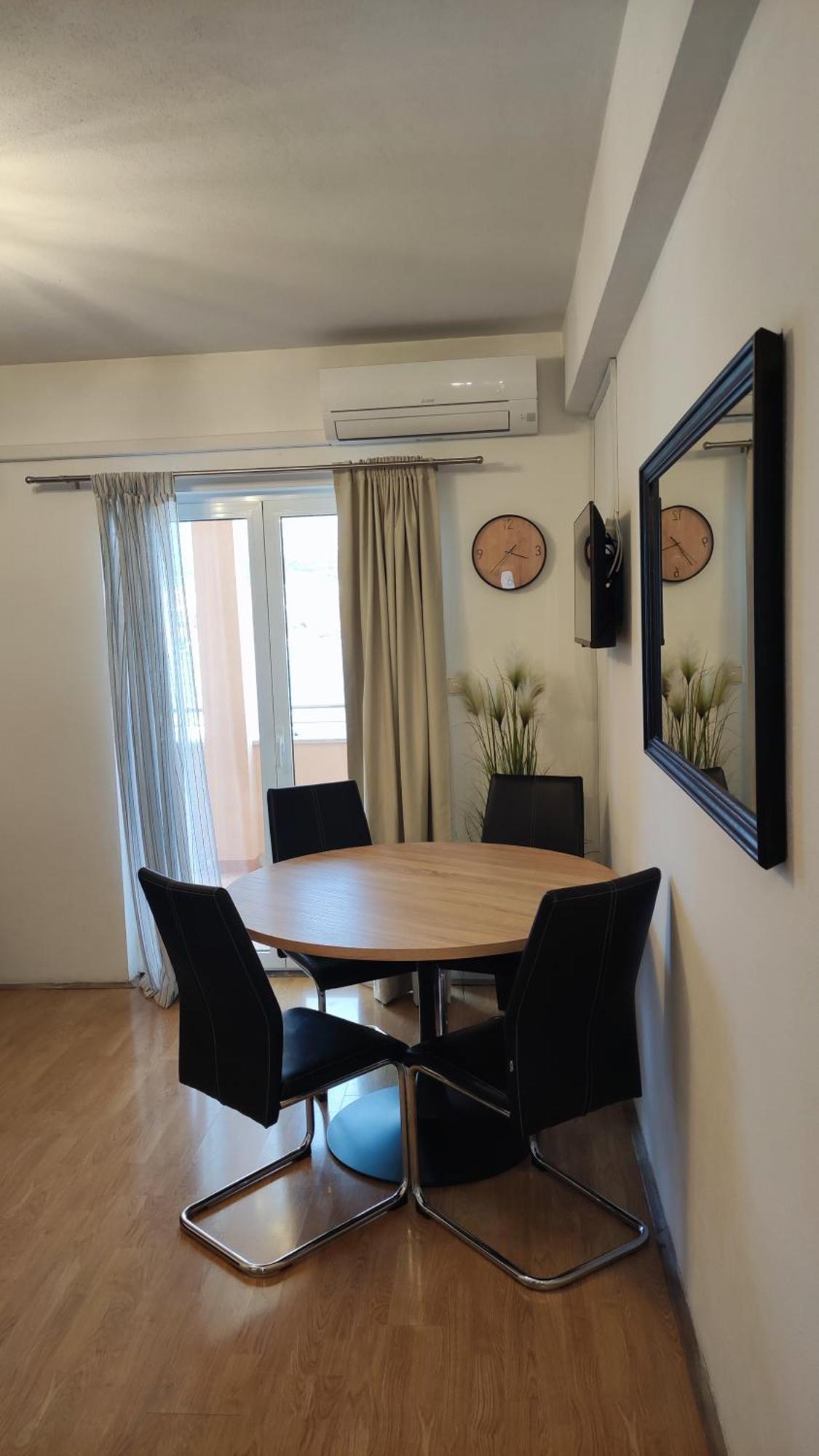 Apartments Kapetanovi Dvori Τρογκίρ Εξωτερικό φωτογραφία